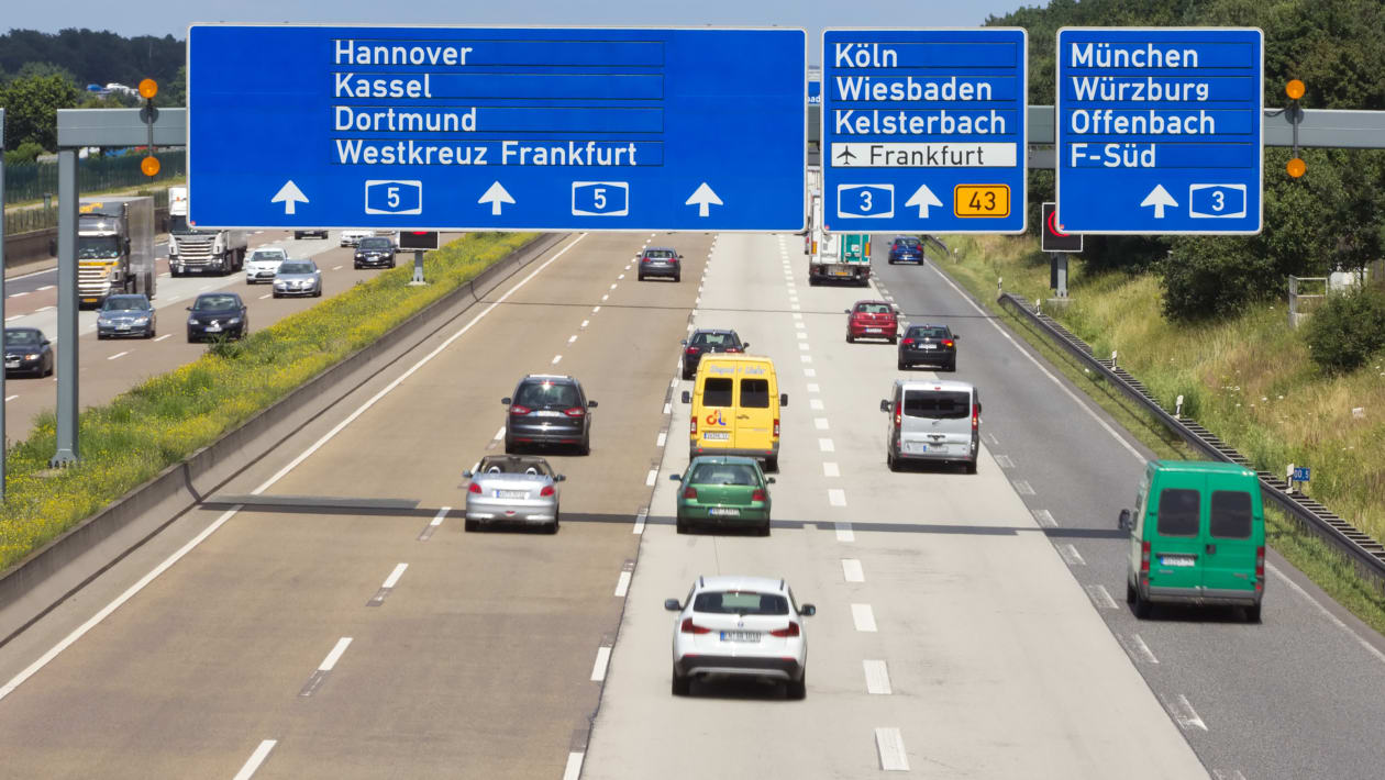 Driving on the autobahn speed limits driving tips and history